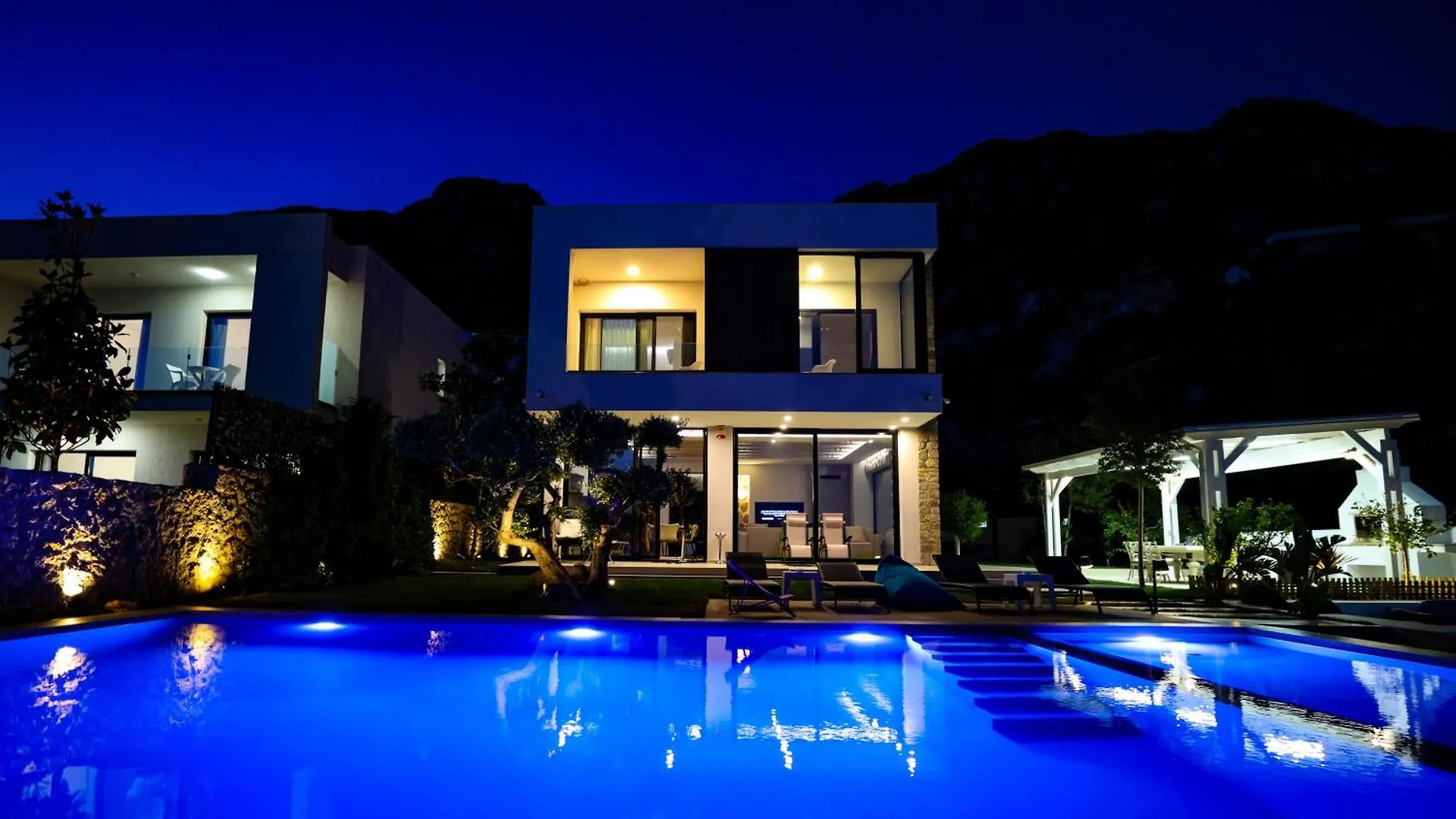 Contatti di Villa White Pearl