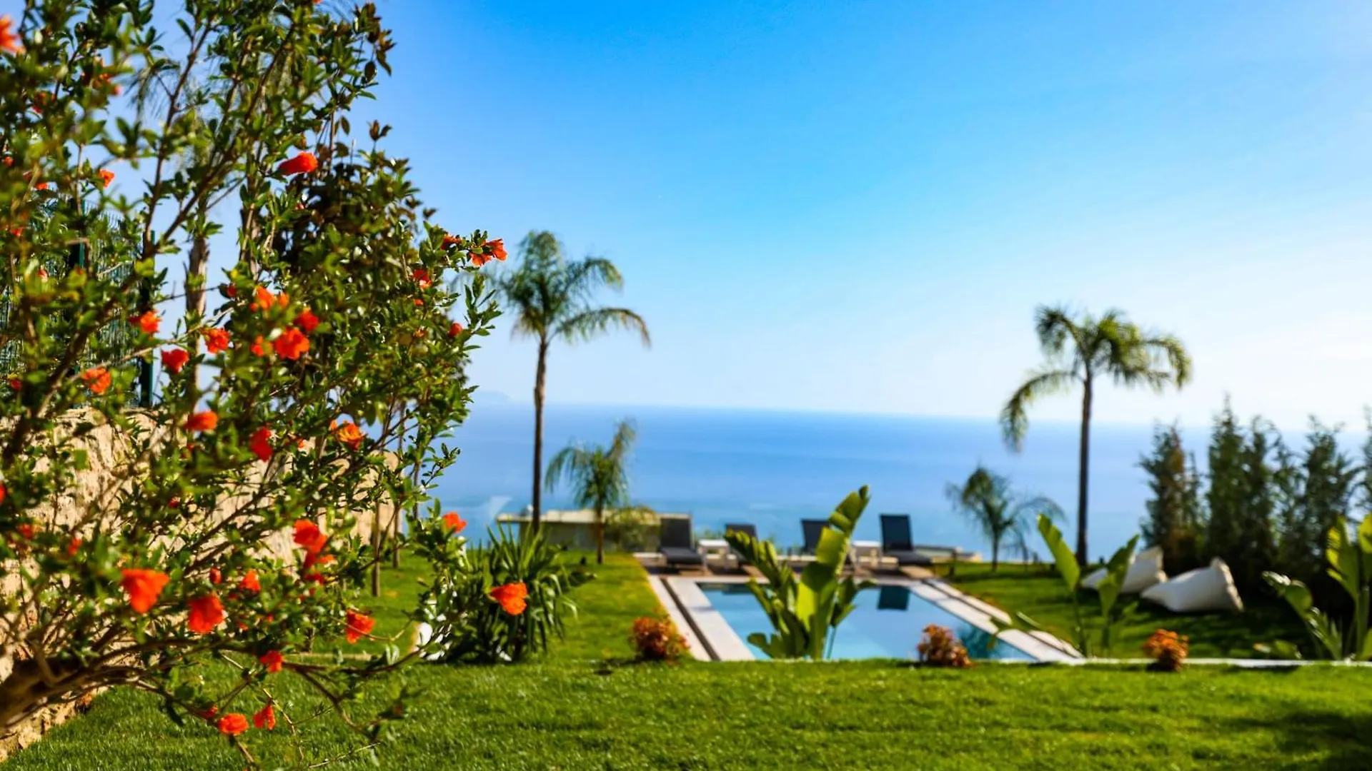 Villa White Pearl Palasë 0*,